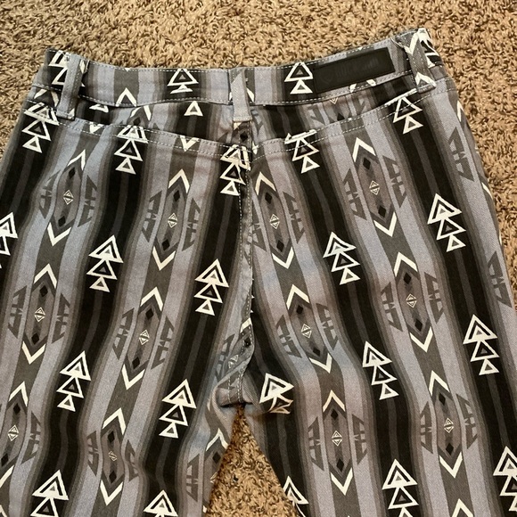 Rock & Roll Denim Ladies Multi Colored High Rise Flare Jeans WHN6091 Size 30x 34 - Picture 12 of 13